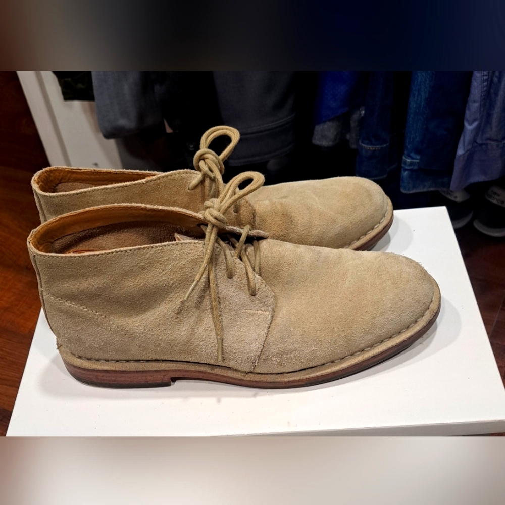 Cole haan Chukka boots